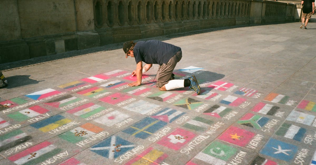 Why Size Matters When Using Teardrop Flags for Advertising